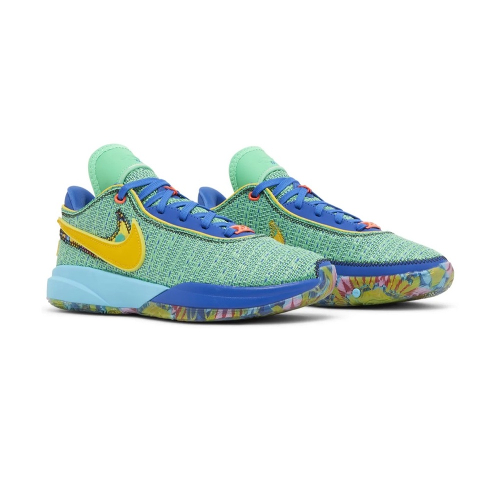 LeBron 20 GS 'Kaleidoscope' basketball shoes. size 6.5 Youth/Mens and 8 Wonens